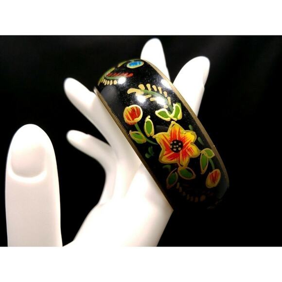 Vintage Wide Brass Hand Painted Flower Bracelet, Gold Accents, 1970s, 8 Inches - Picture 3 of 10